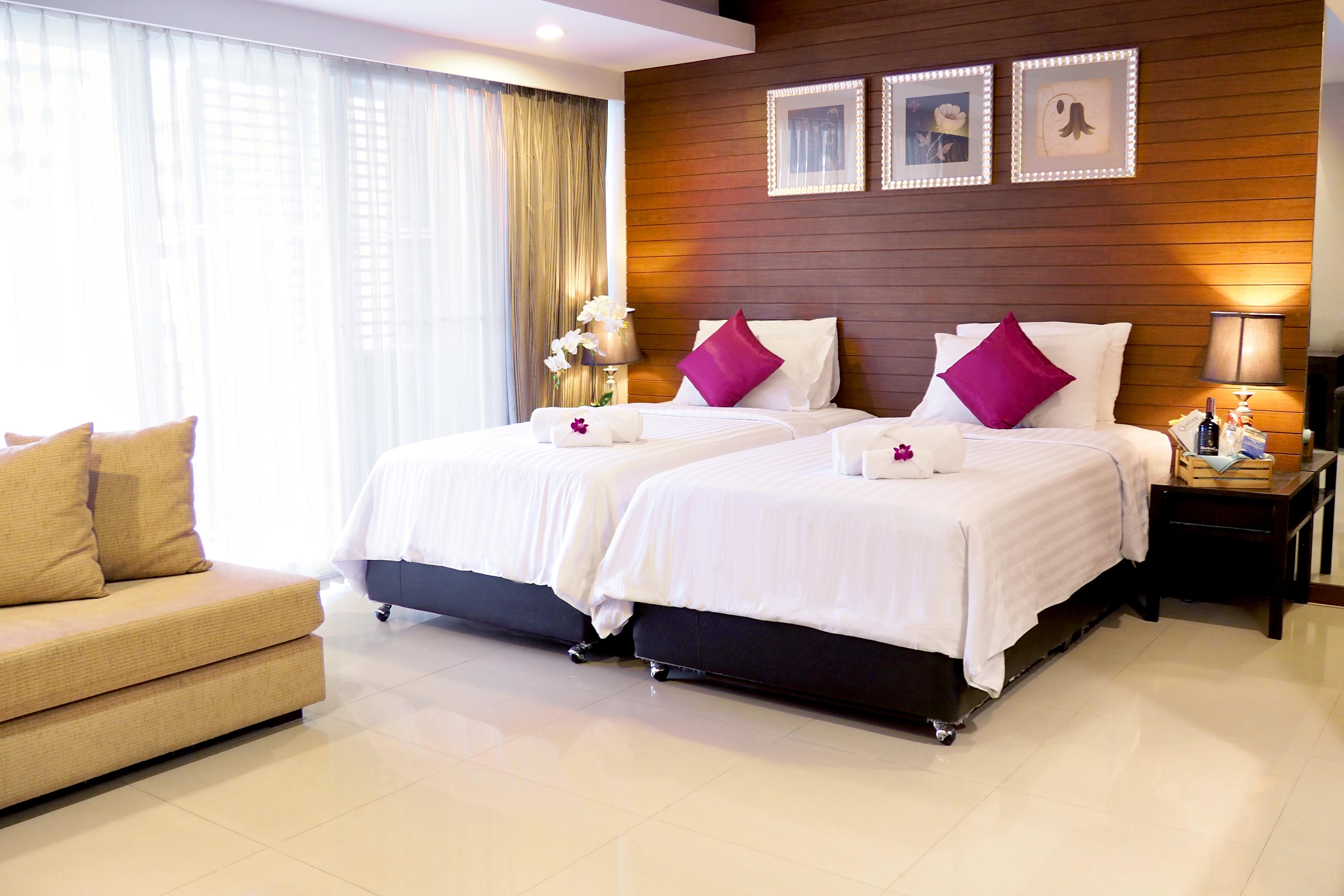 Furamaxclusive Sathorn, Отель