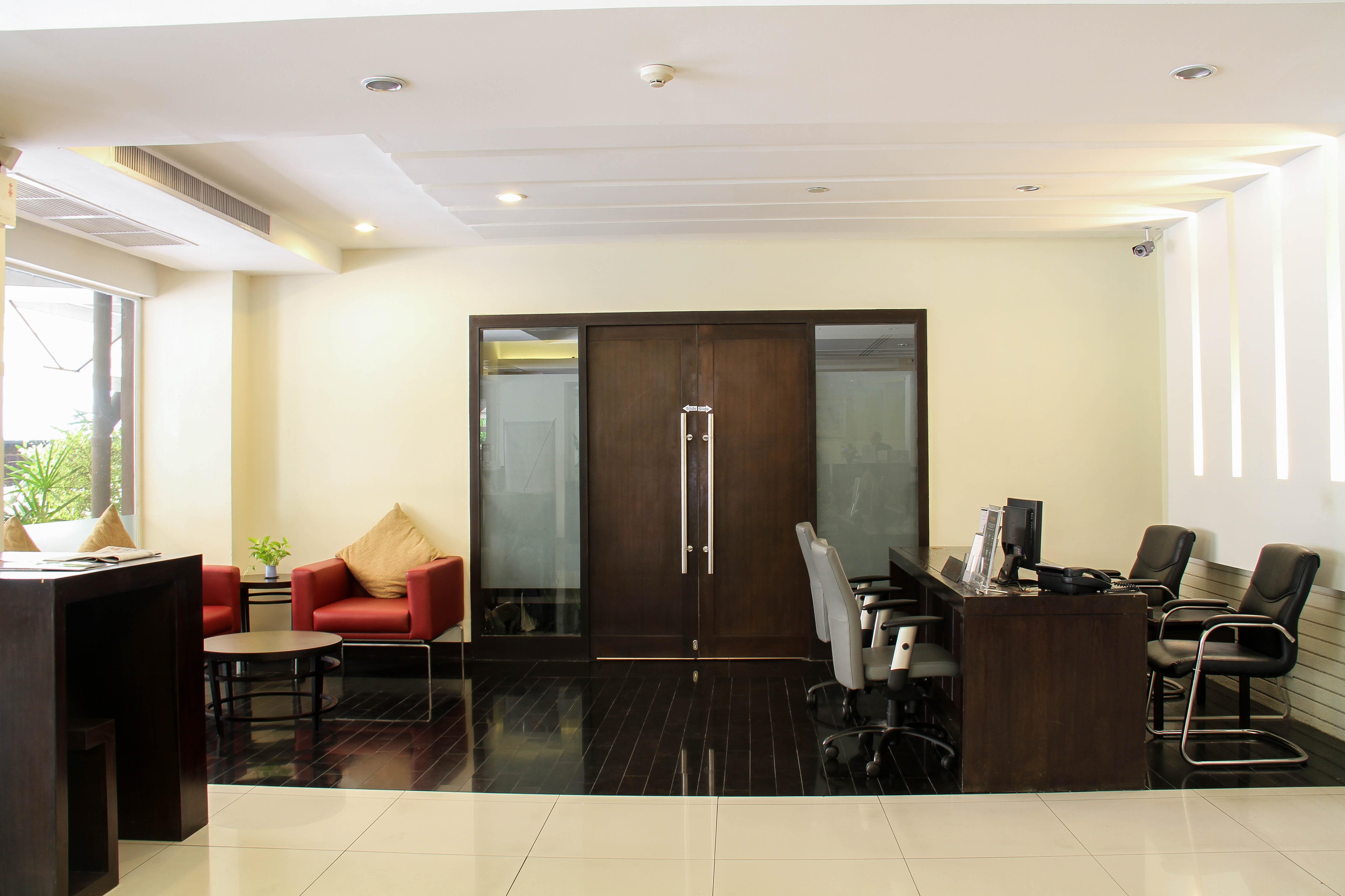 Furamaxclusive Sathorn, 4* Бангкок