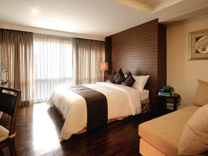 Отель Furamaxclusive Sathorn, 4*