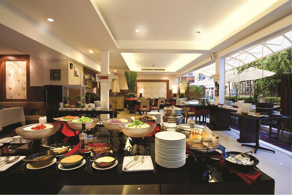 西隆富丽萨通酒店 酒店